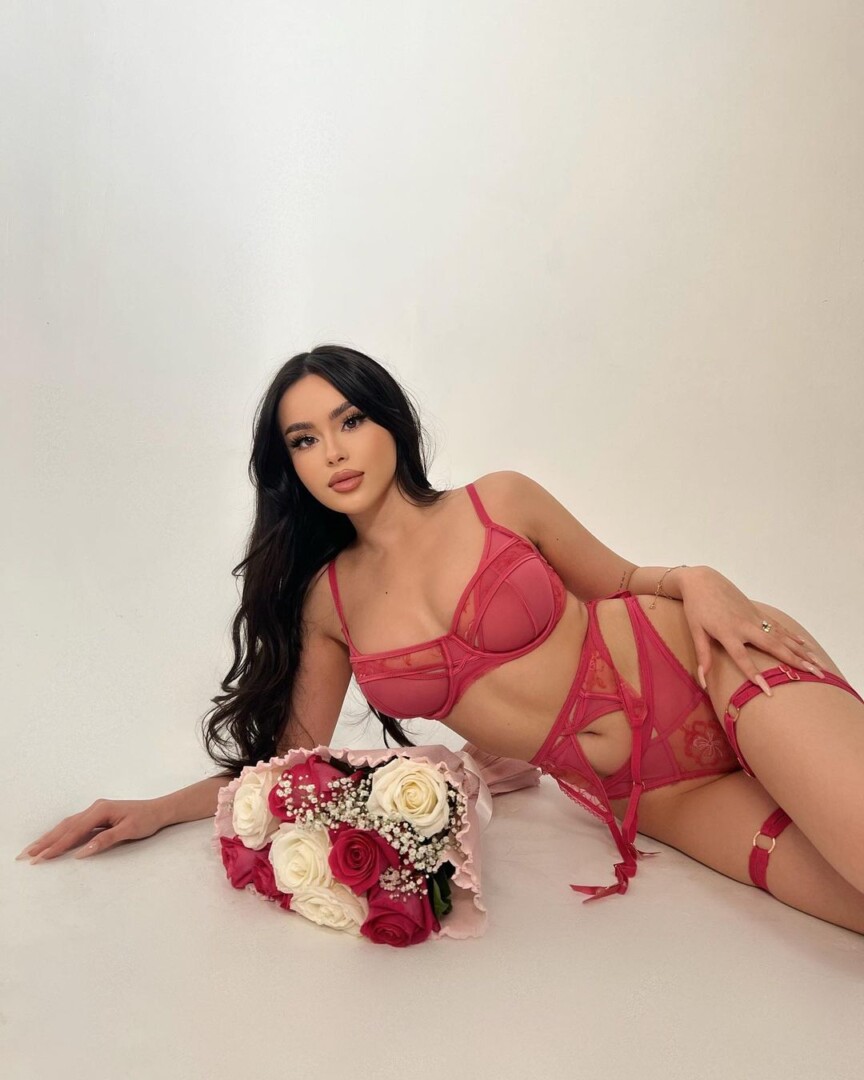Link Instagram Hayley Bùi – “Bỏng mắt” trước thân hình của Hayley Bùi