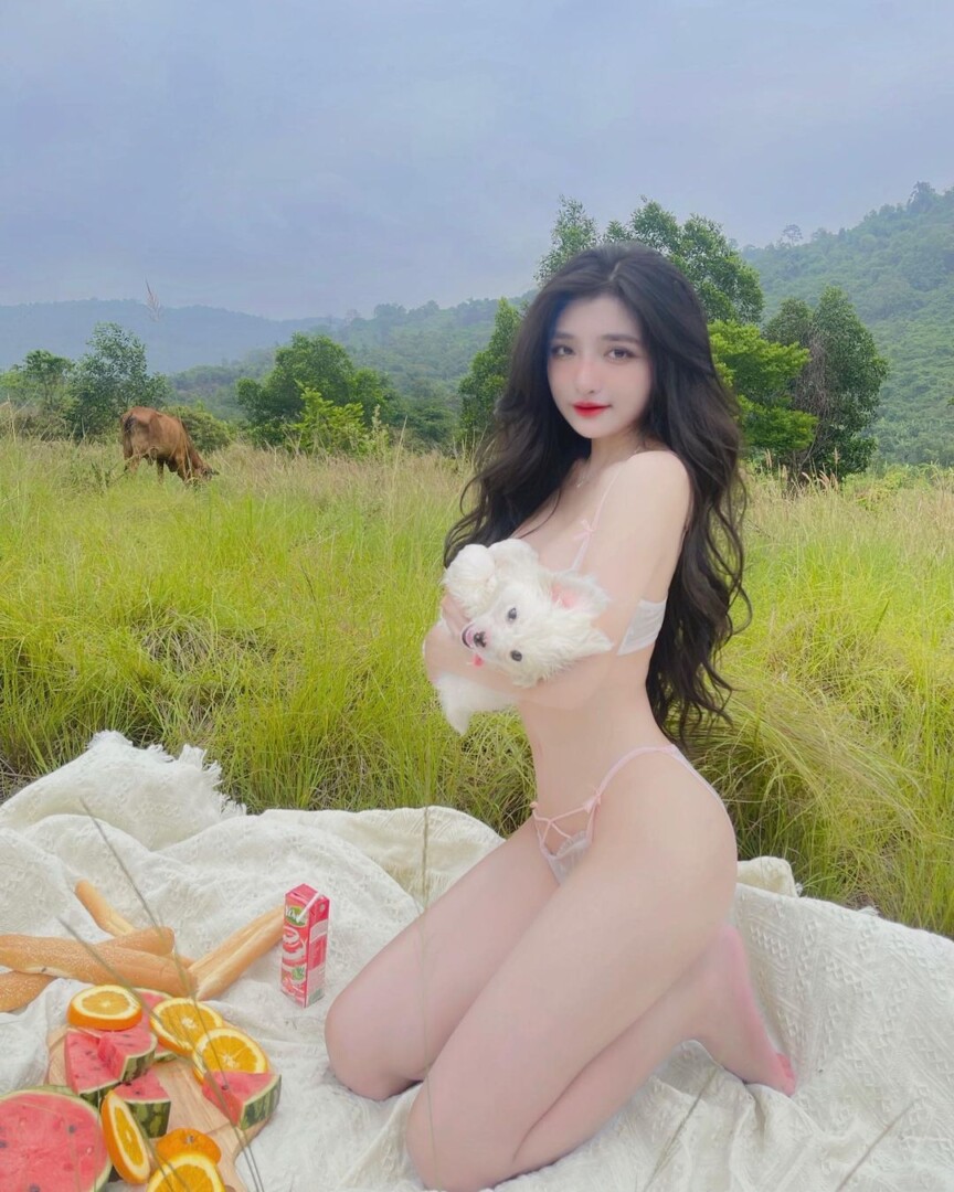 Link Instagram Mai Ngọc Khánh Linh – Vẻ gợi cảm ngút ngàn trong loạt ảnh mới