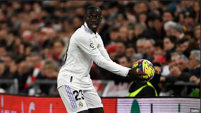 Real rao bán Mendy ở Hè 2023 Real rao ban Mendy o He 2023