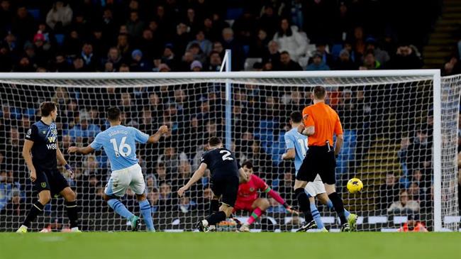 Nhận định Burnley vs Fulham (22h00 ngày 32) Người khốn gặp kẻ khó 1 Nhận định Burnley vs Fulham (22h00 ngày 32) Người khốn gặp kẻ khó 1