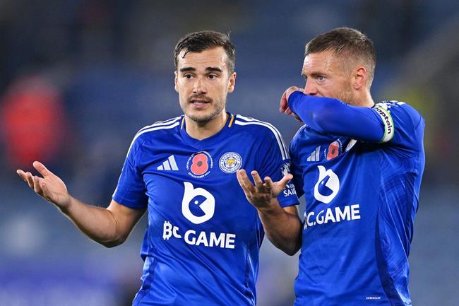 Nhận định MU vs Leicester (02h45 ngày 3110) Màn ra mắt đáng chờ đợi của Van Gol 2 Nhận định MU vs Leicester (02h45 ngày 3110) Màn ra mắt đáng chờ đợi của Van Gol 2