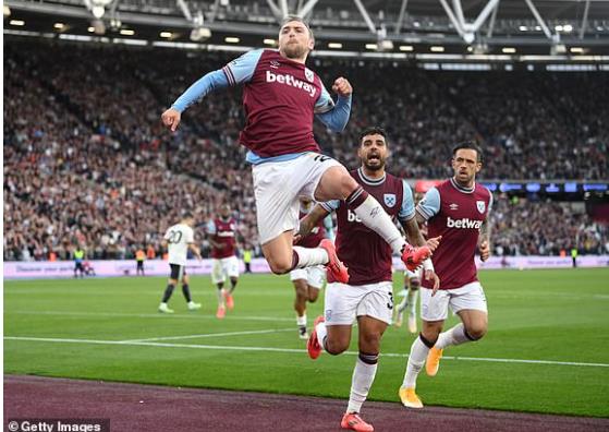 Nhận định Nottingham vs West Ham (22h00 ngày 211) Đe nẹt Búa sắt 2 Nhận định Nottingham vs West Ham (22h00 ngày 211) Đe nẹt Búa sắt 2