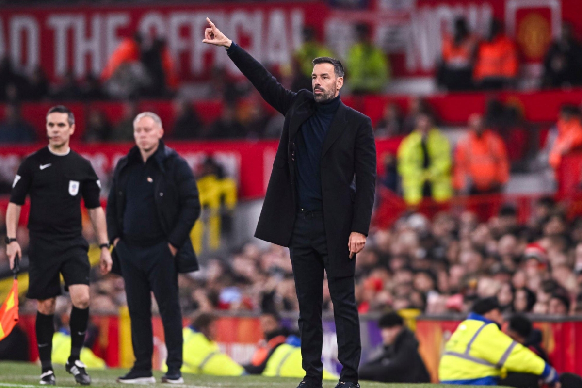Trước vòng 10 Premier League 202425 Lời hứa của Van Nistelrooy 1 Trước vòng 10 Premier League 202425 Lời hứa của Van Nistelrooy 1