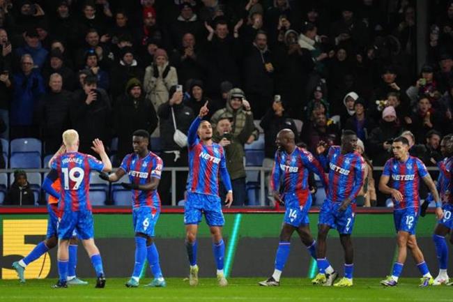 Nhận định Brighton vs Crystal Palace (21h00 ngày 1512) Pháo đài Amex vững chãi 2 Nhận định Brighton vs Crystal Palace (21h00 ngày 1512) Pháo đài Amex vững chãi 2