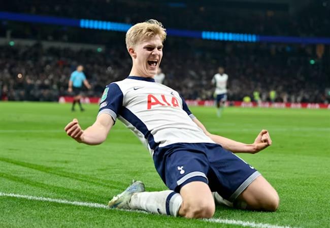 Nhận định Liverpool vs Tottenham (3h00 ngày 72) Không dễ thắng cách biệt 1 Nhận định Liverpool vs Tottenham (3h00 ngày 72) Không dễ thắng cách biệt 1